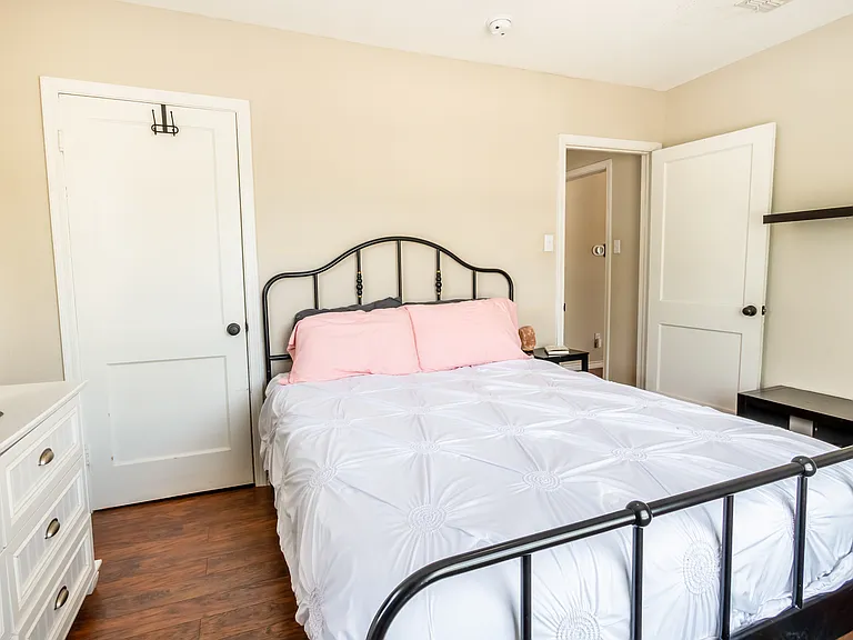 2266 Hays St — Photo 10