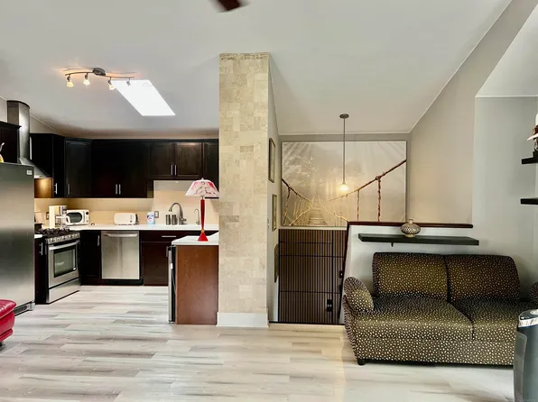 1441 6th St NW, Grand Rapids, MI 49504