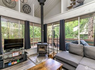 713 E Pointes Drive W, Shelton, WA 98584