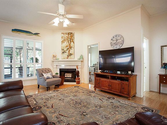 5th image of 4096 Soundpointe Dr