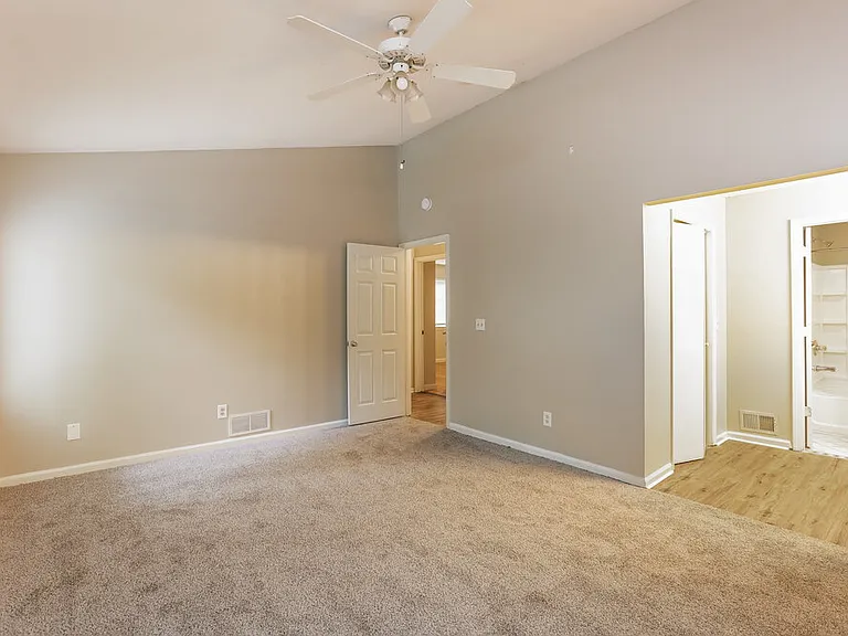6651 Windwood Cir — Photo 10