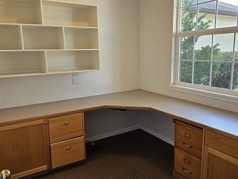 1230 N Hiltonhead Way — Photo 12