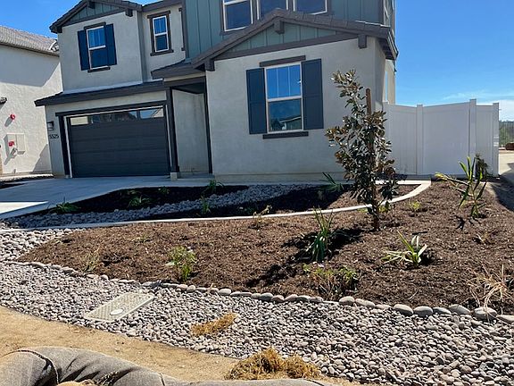 2nd image of 5525 Arlow Way