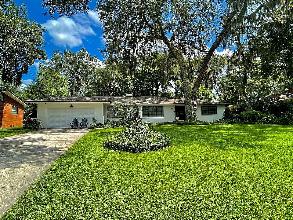1st image of 3624 Montclair Dr