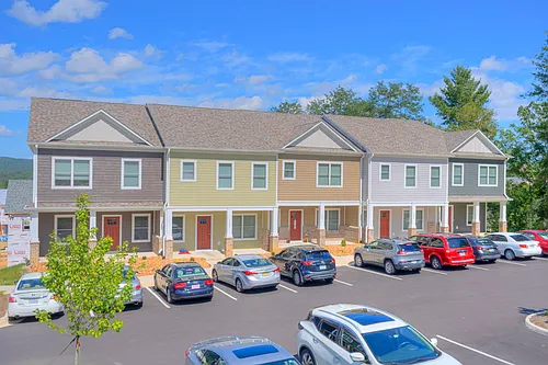 1804 Staniel Dr Photo 1