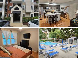 3310 Wyndham Cir APT 113, Alexandria, VA 22302