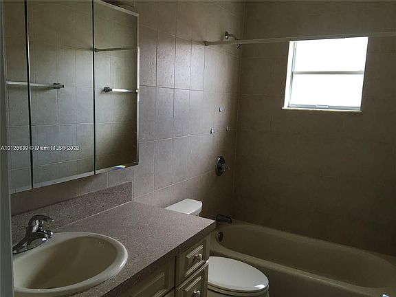 5th image of 234 NW 48th Ct #234
