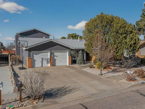 8909 La Barranca Ave NE, Albuquerque, NM 87111