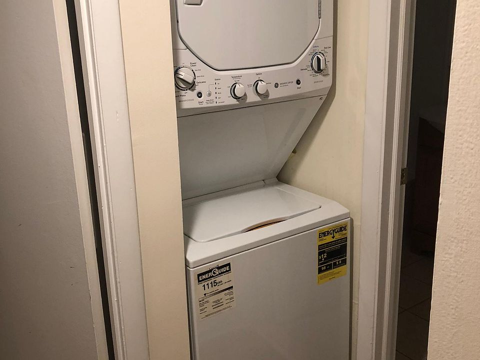 Washer/dryer in unit