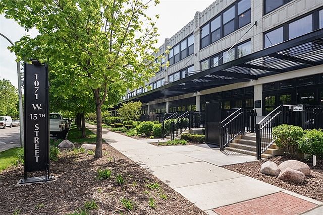 1st image of 1001 W 15th St #355