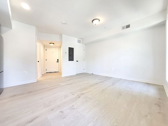 3rd image of 4710 41st St NW #302