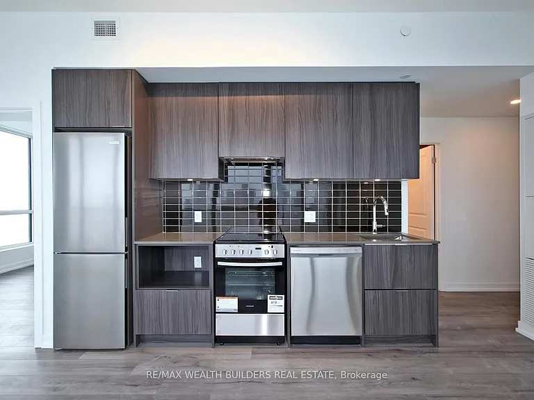 395 Bloor St E #3504 — Photo 12