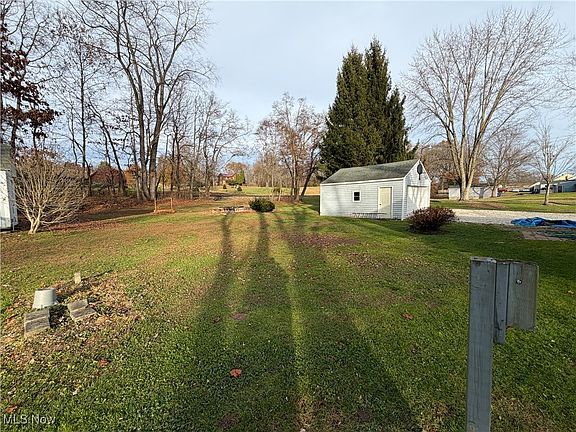 5th image of 2767 Brady Lake Rd