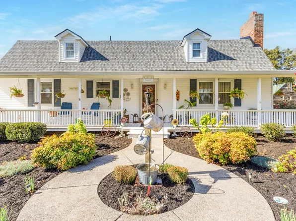 2760 Cave Springs Rd, Springfield, TN 37172