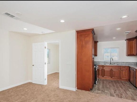 3rd image of 3258-3268 Imperial Ave Unit 3258