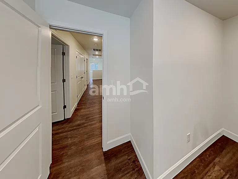 2381 E Frontier St — Photo 10