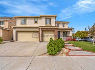 2067 Golden Leaf Ln, Tracy, CA 95377