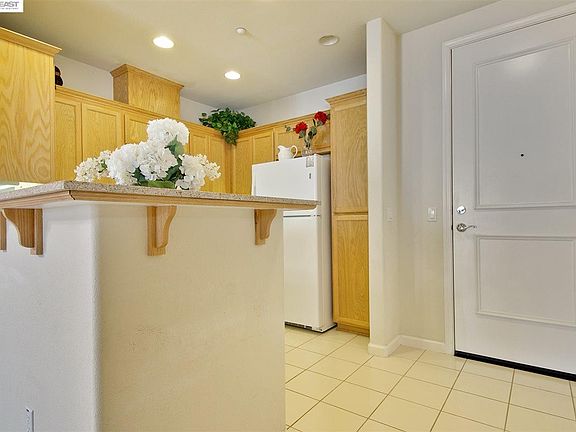 4th image of 3385 Dublin Blvd Unit 202