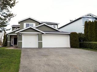 24002 SE 11th Pl, Sammamish, WA 98075