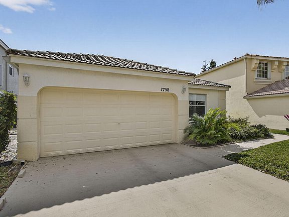 5th image of 7758 Oak Grove Circle