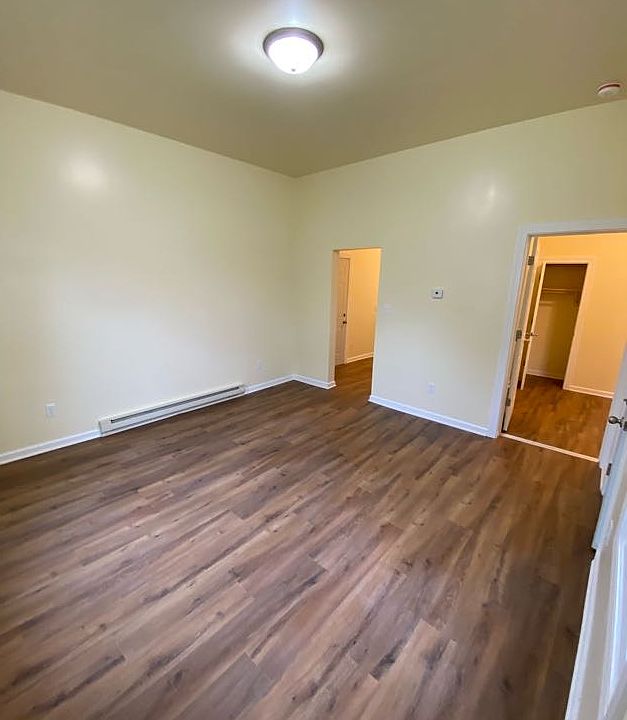 1st image of 904 W Dakota St #904A