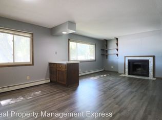 1204 E Pam Rd APT 3, Sioux Falls, SD 57105