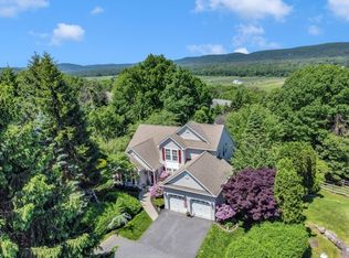 55 Canada Goose Dr, Hackettstown, NJ 07840