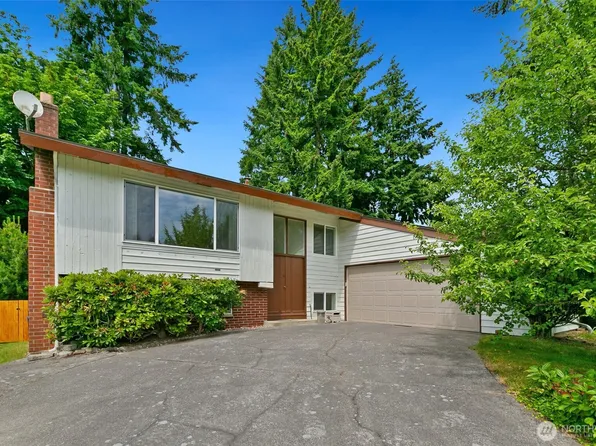 12512 SE 70th Street, Newcastle, WA 98056