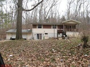 9012 Shady Valley Dr, Cedar Hill, MO 63016