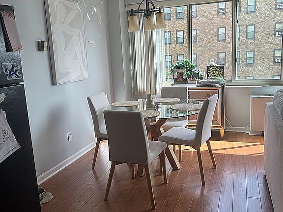 5th image of 12520 Edgewater Dr APT 607