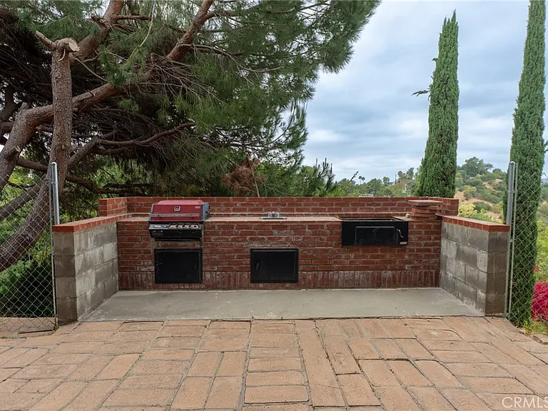 873 Mount Washington Dr — Photo 23
