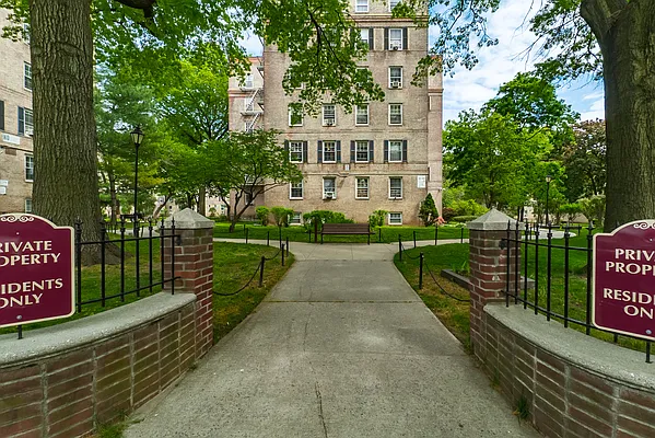 Sold by Keller Williams Realty Landmark II | media 28