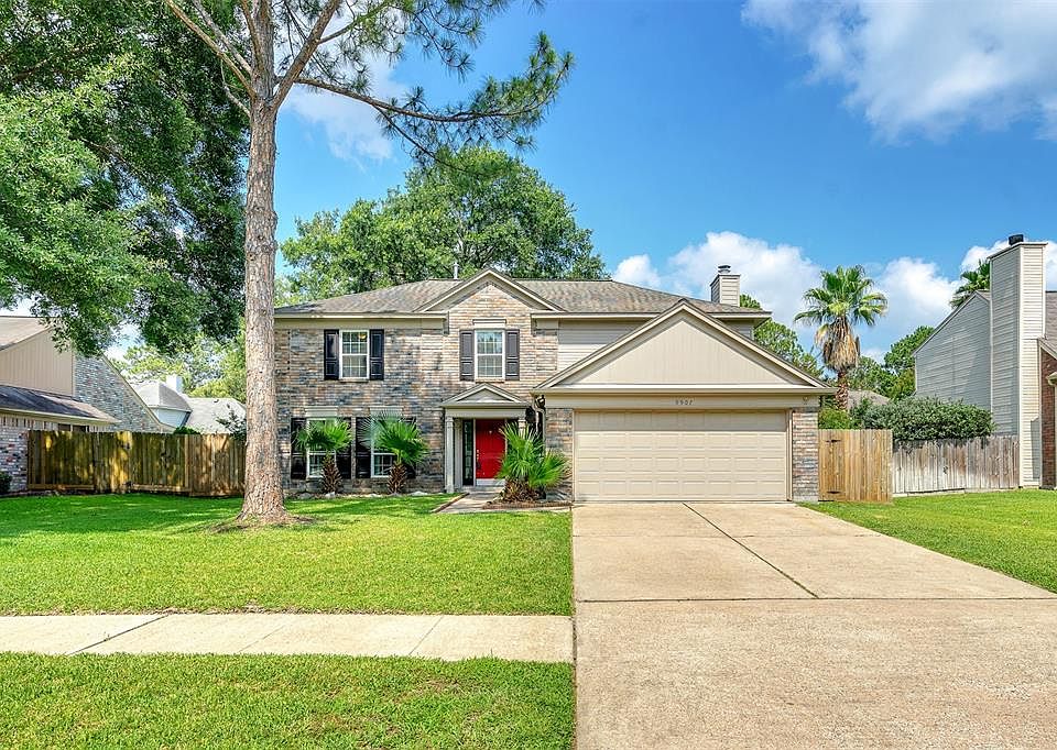 1st image of 9907 Villa Verde Dr