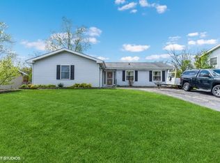 221 Grant Dr, Bolingbrook, IL 60440