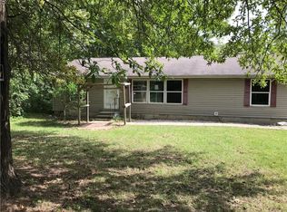 216 W Covered Bridge Rd, Attica, IN 47918