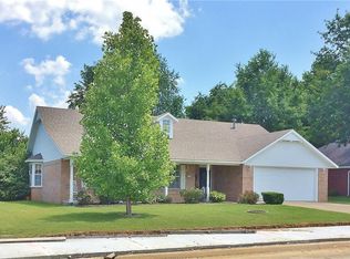 1749 Dick Smith St, Springdale, AR 72764