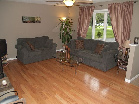 NEWER HARDWOOD FLOORS