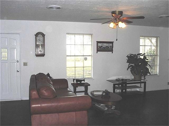 2nd image of 3015 Avenue F