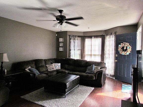 2nd image of 2157 Bauling Ln