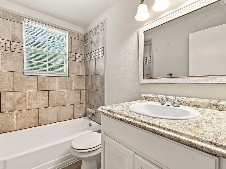 707 N Gertrude Ave — Photo 16