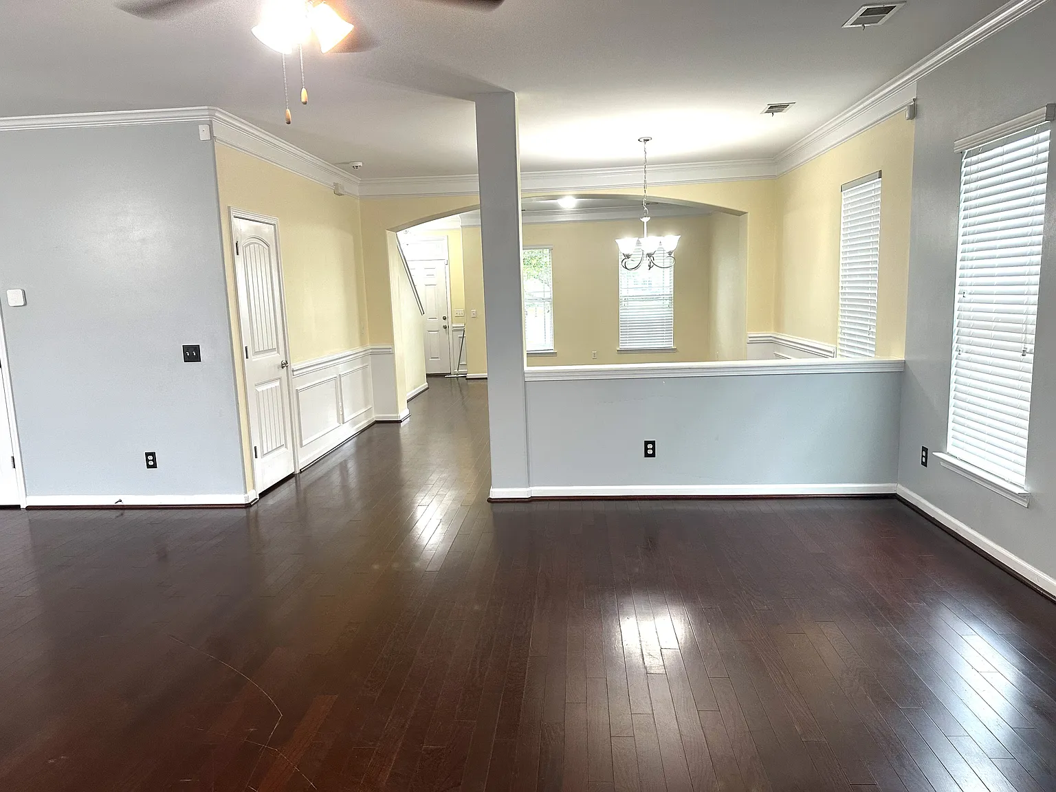 4 bed, 3.5 bath, 3118 sqft, $2,800 — Photo 4