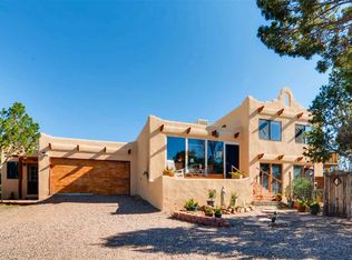 1 Joya Ct, Santa Fe, NM 87508