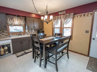 1227 6th Ave, Grafton, WI 53024