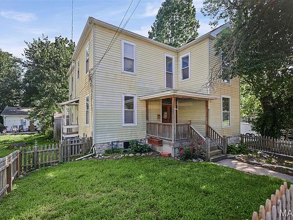 3rd image of 407 E 9th St