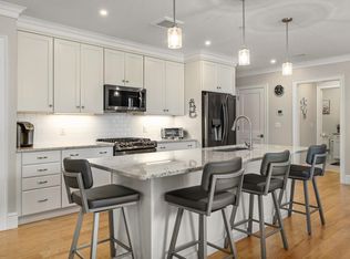 7 Willey Creek Rd #202, Exeter, NH 03833