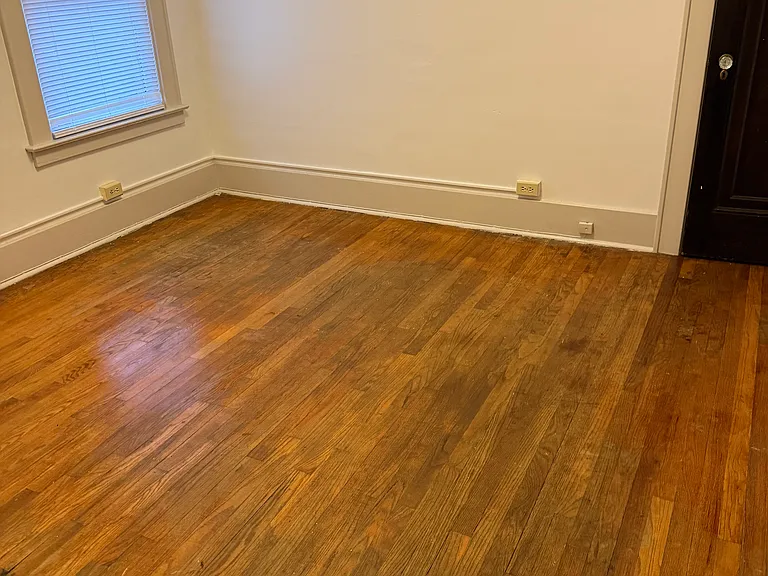 316-18 Broad St #2 — Photo 3