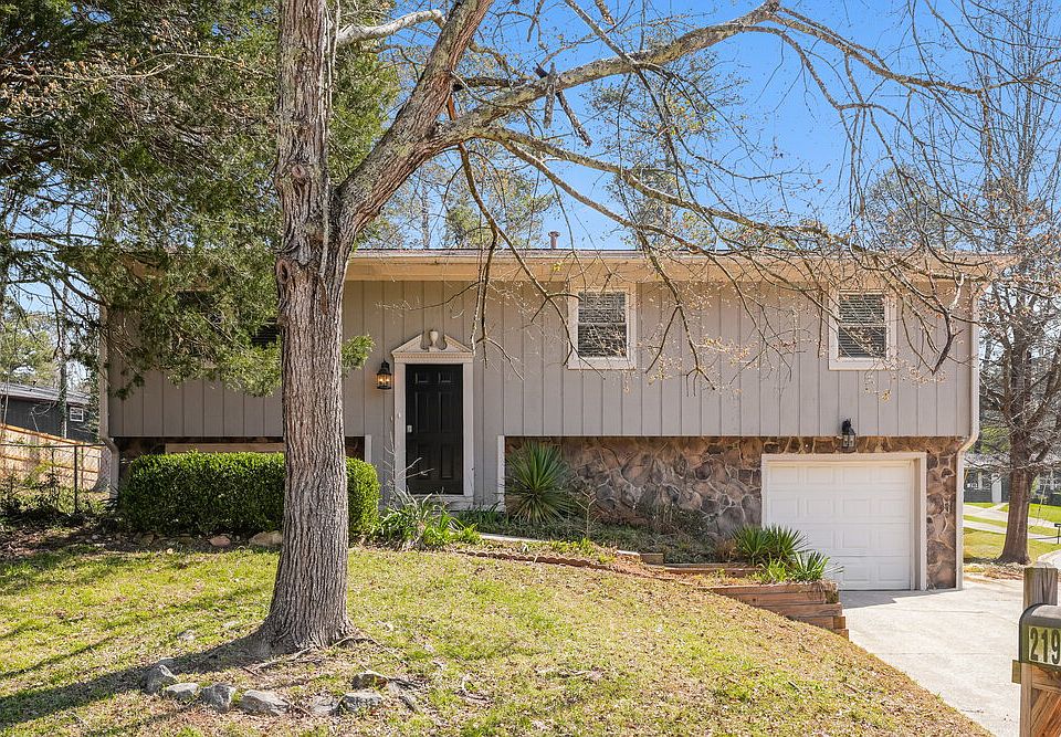 1st image of 2194 Cherokee Valley Cir