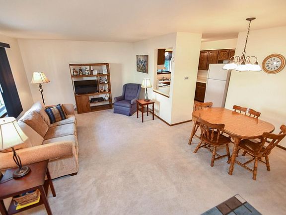 5th image of 9440 W Maple Ct #9440