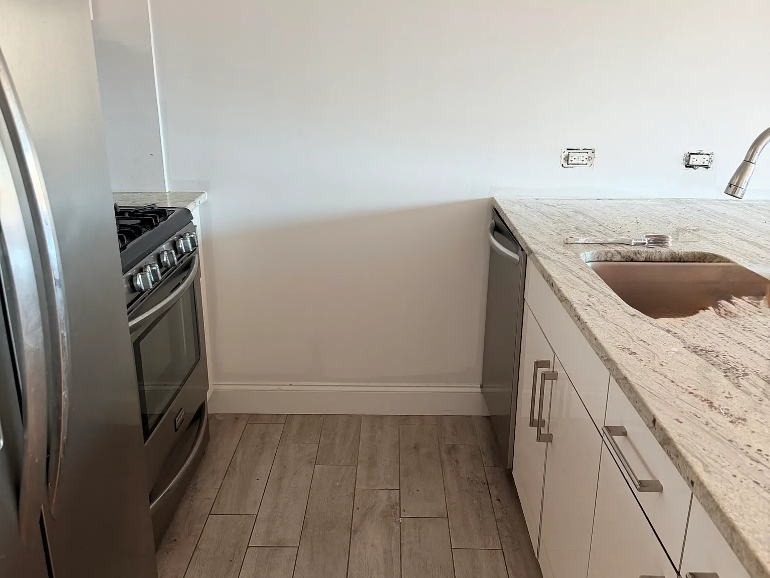 1 bed, 750 sqft, $3,050 — Photo 3