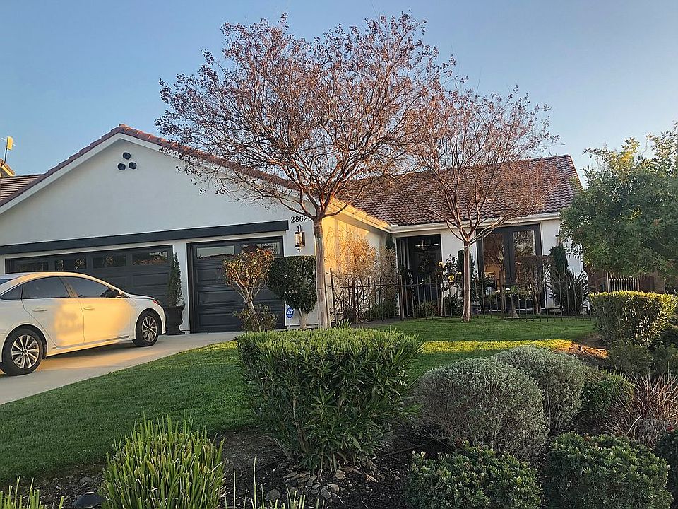 1st image of 28623 Meadow View Dr